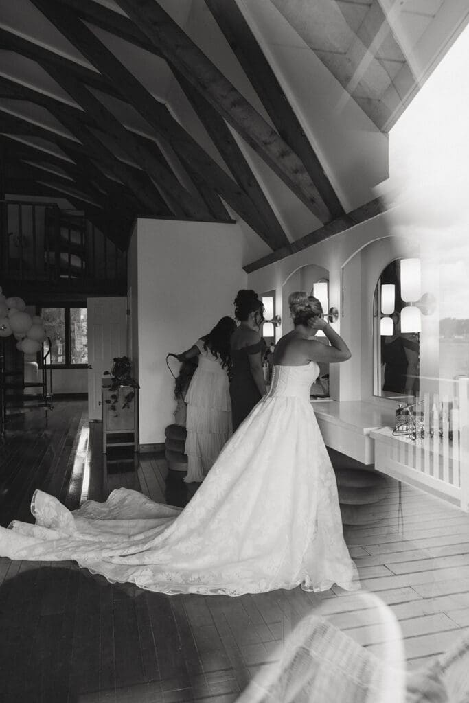 bride getting ready at the bridal suite